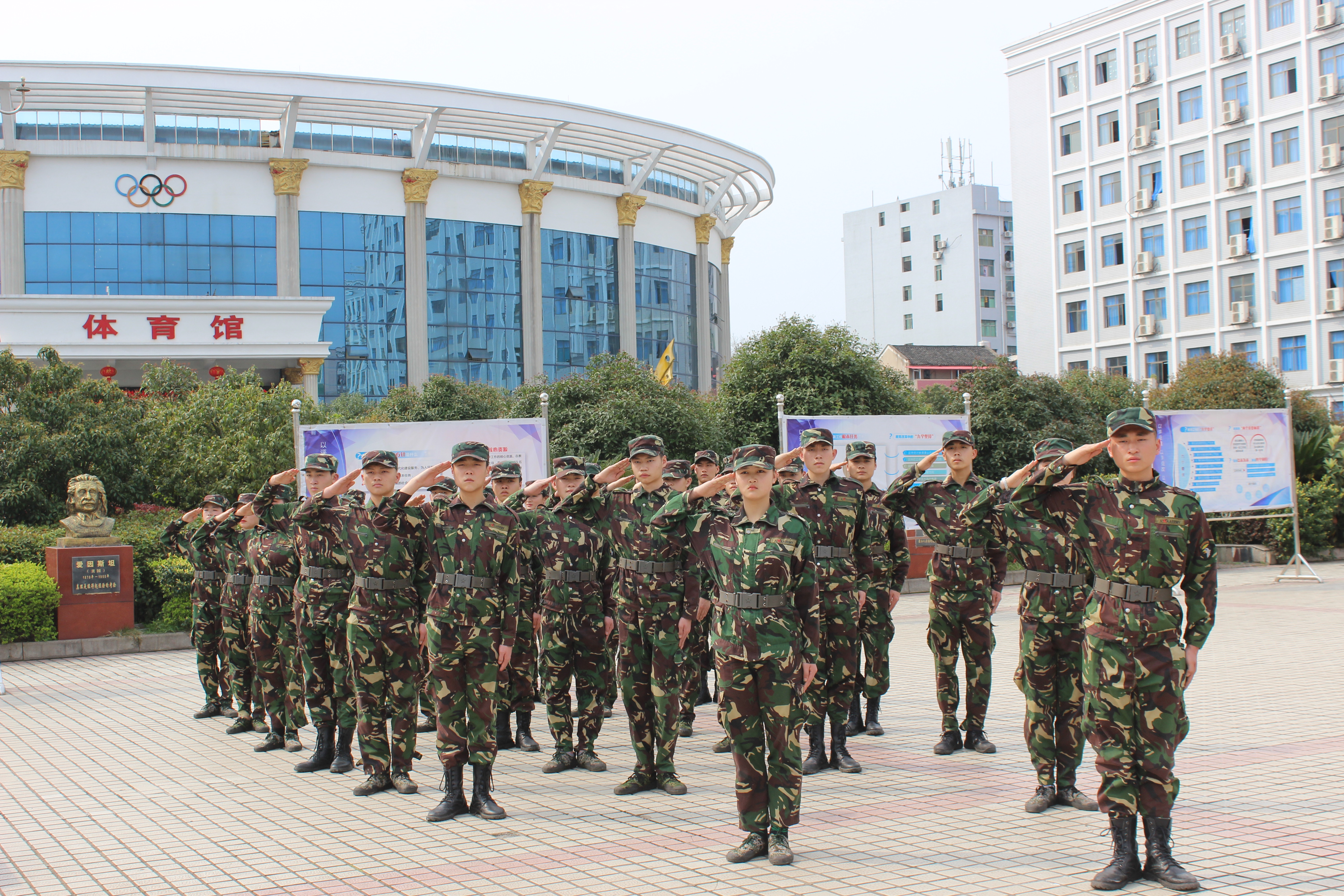 威武“标兵连”
